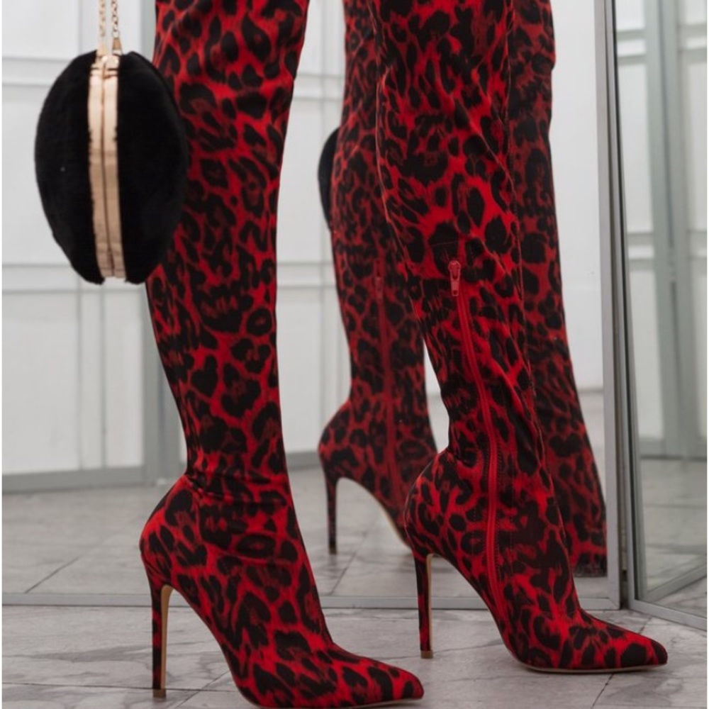 Leopard boots